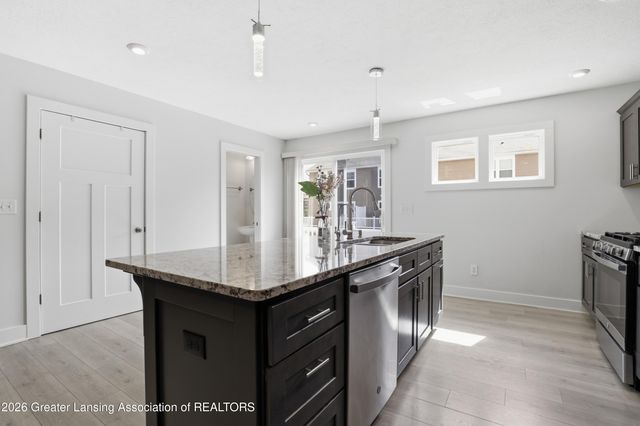 3847 Zaharas Lane 19, Okemos, MI 48864