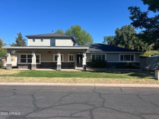 4956 E CLARENDON Avenue, Phoenix, AZ 85018
