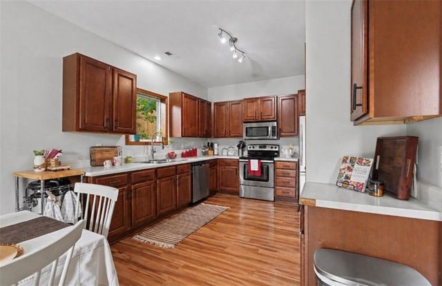 1414 E 25th Terrace, Lawrence, KS 66046