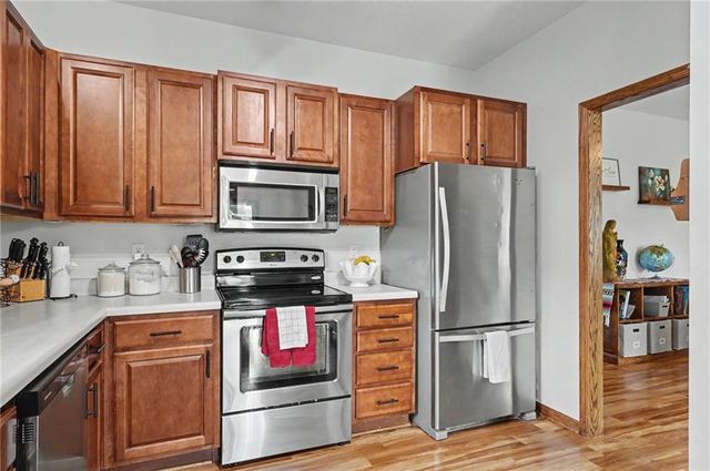 1414 E 25th Terrace, Lawrence, KS 66046