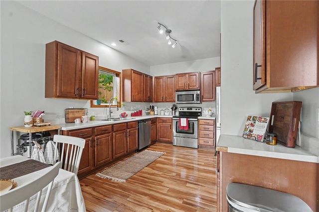 1414 E 25th Terrace, Lawrence, KS 66046