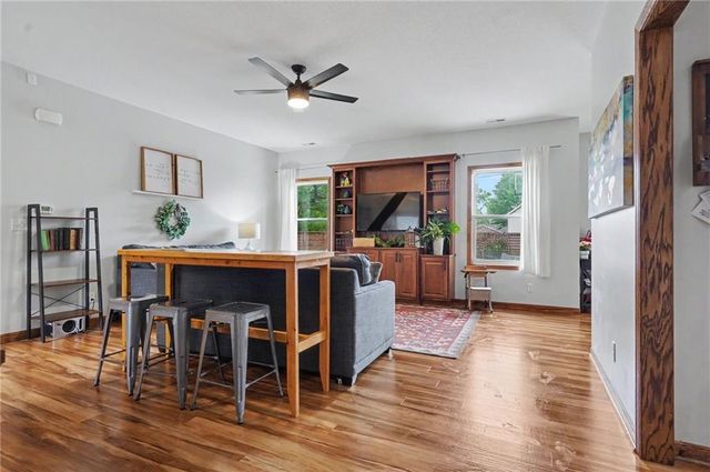 1414 E 25th Terrace, Lawrence, KS 66046