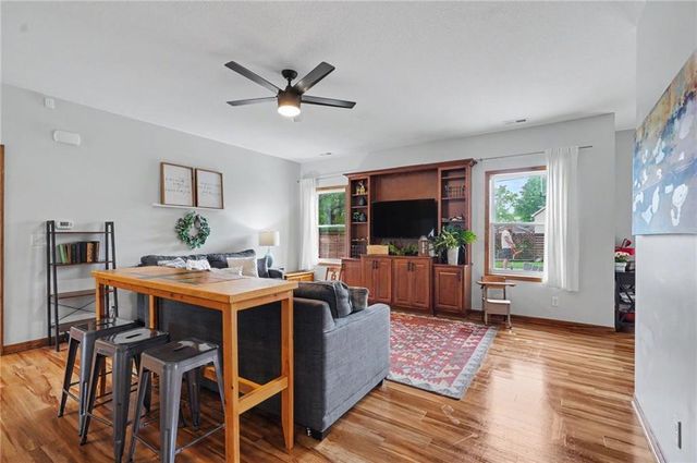 1414 E 25th Terrace, Lawrence, KS 66046