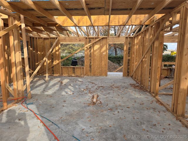 1118 N Locust Avenue, Westville, OK 74965