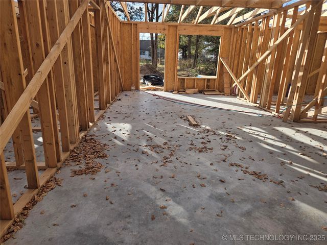 1118 N Locust Avenue, Westville, OK 74965