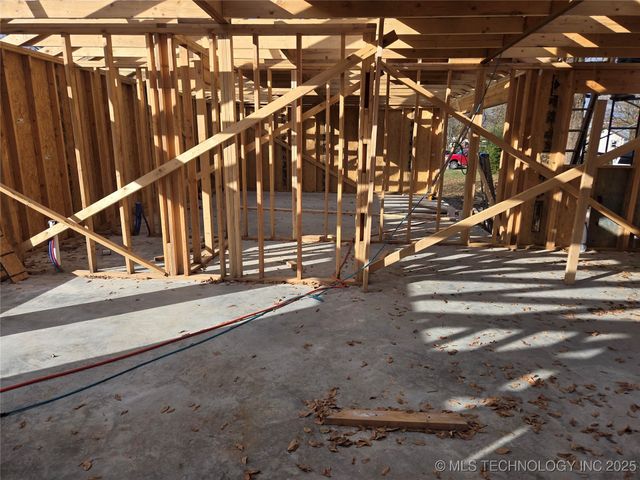 1118 N Locust Avenue, Westville, OK 74965