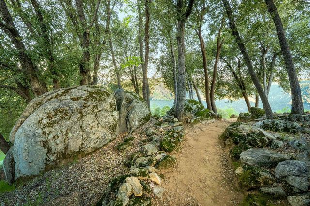 10526 Indian Shack Rd, Nevada City, CA 95959