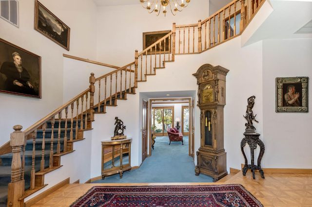 10526 Indian Shack Rd, Nevada City, CA 95959