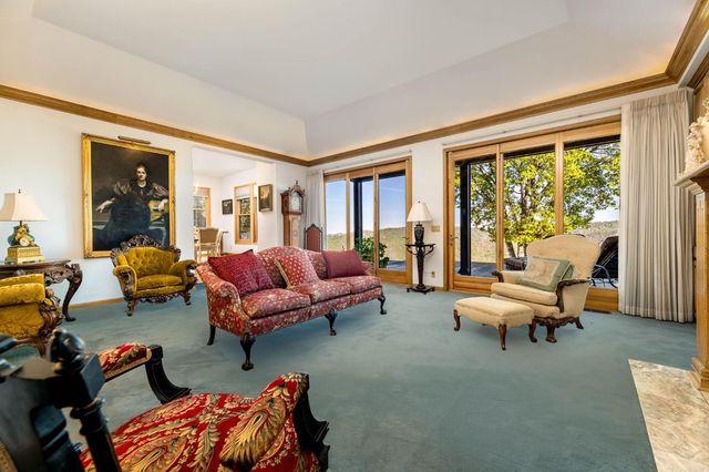 10526 Indian Shack Rd, Nevada City, CA 95959