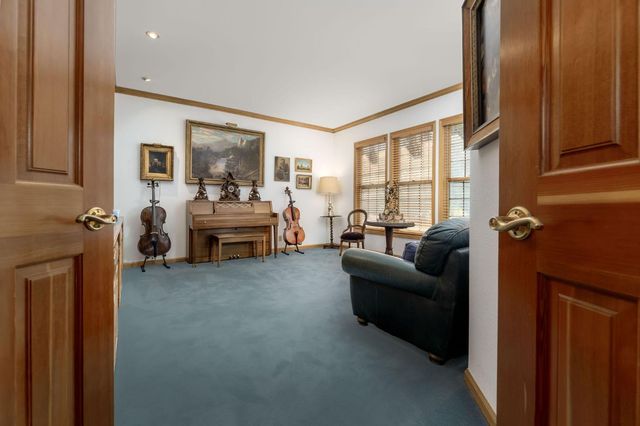 10526 Indian Shack Rd, Nevada City, CA 95959