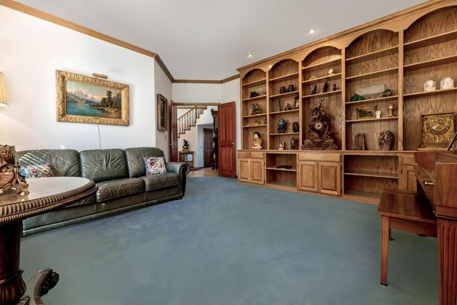 10526 Indian Shack Rd, Nevada City, CA 95959