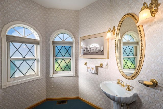 10526 Indian Shack Rd, Nevada City, CA 95959