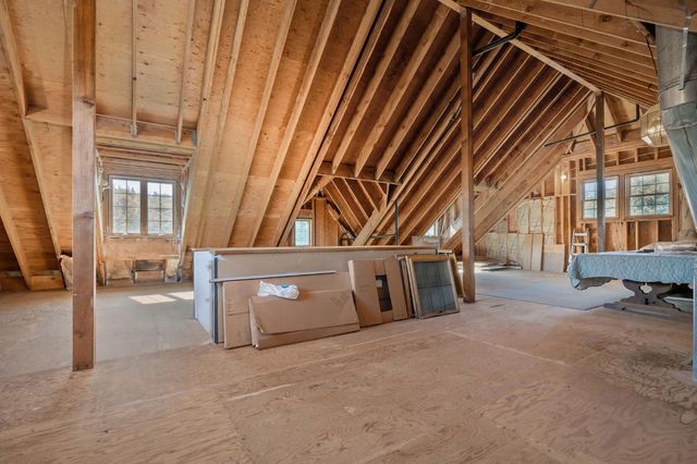 10526 Indian Shack Rd, Nevada City, CA 95959