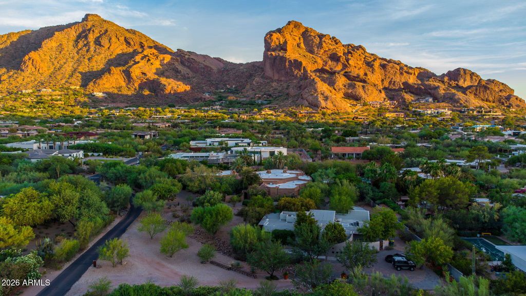6318 N 52ND Place 11, Paradise Valley, AZ 85253 — photo 4