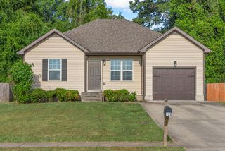 426 N Magnolia Drive, Clarksville, TN 37042