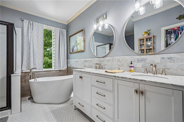 9395 Edgewater Drive, Gainesville, GA 30506