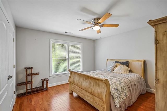 9395 Edgewater Drive, Gainesville, GA 30506