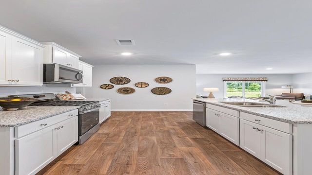 126 Serrano Street, North Charleston, SC 29420