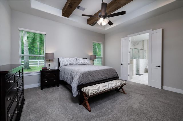 7070 Racehorse Drive, Waller, TX 77484