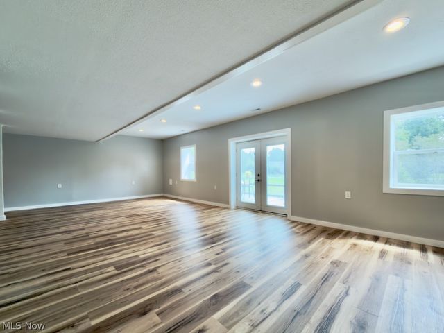 80 Lewis Pointe Drive, Vincent, OH 45784