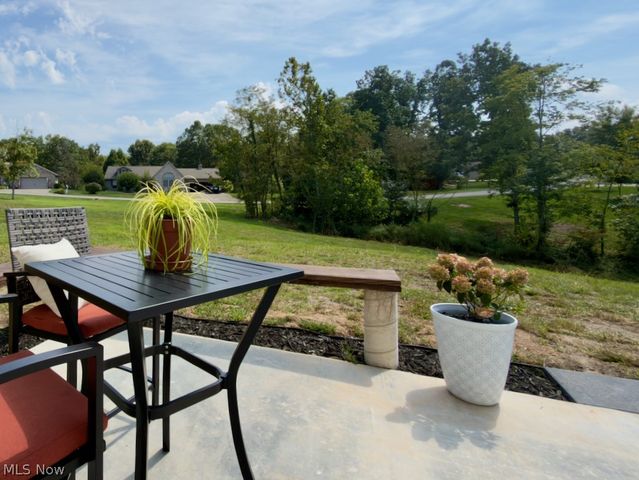 80 Lewis Pointe Drive, Vincent, OH 45784