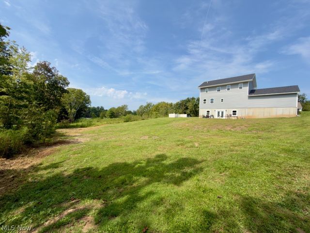 80 Lewis Pointe Drive, Vincent, OH 45784