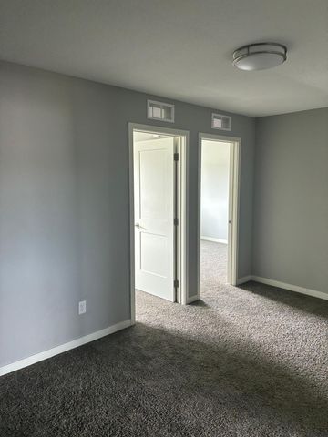 11184 69th Street NE, Albertville, MN 55301