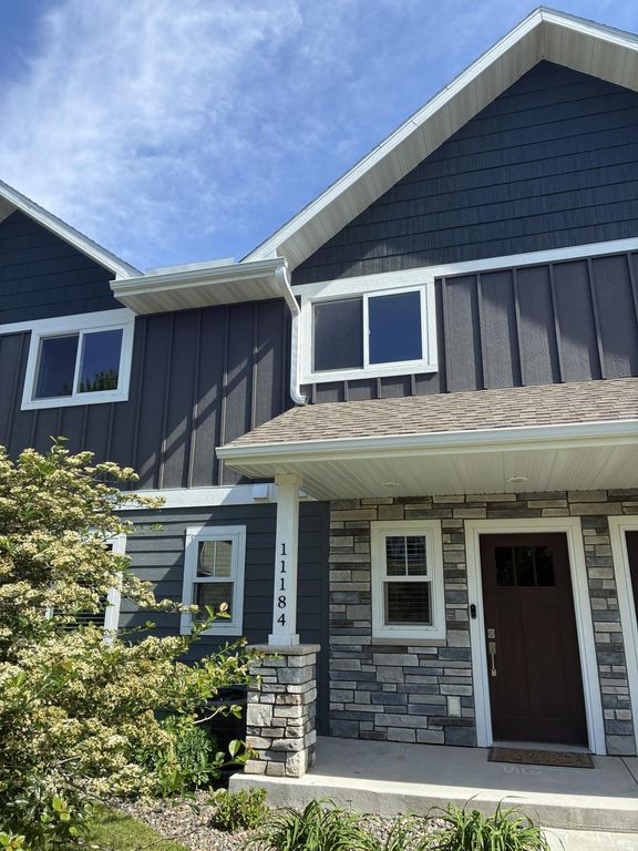11184 69th Street NE, Albertville, MN 55301