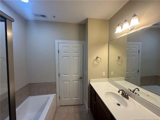 330 Gallery Drive 302, Spring Lake, NC 28390