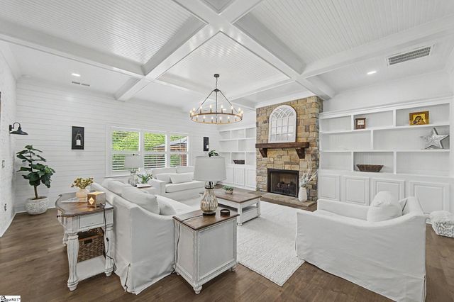 12 Peyton Lane, Simpsonville, SC 29681