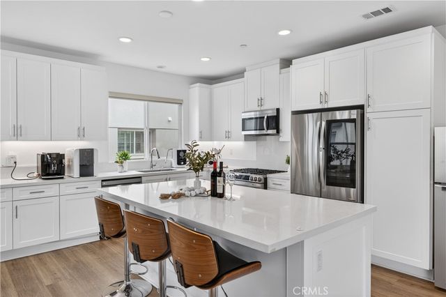 12903 Calabria, La Mirada, CA 90638