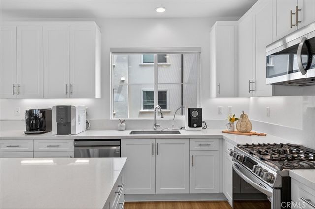 12903 Calabria, La Mirada, CA 90638