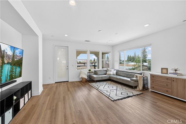 12903 Calabria, La Mirada, CA 90638