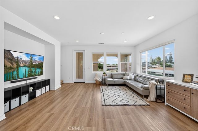 12903 Calabria, La Mirada, CA 90638