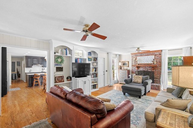 103 Spring Valley Court, Dothan, AL 36303