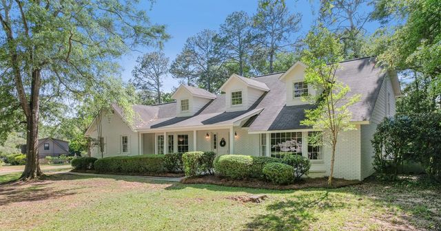 103 Spring Valley Court, Dothan, AL 36303