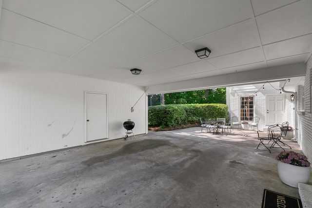 103 Spring Valley Court, Dothan, AL 36303