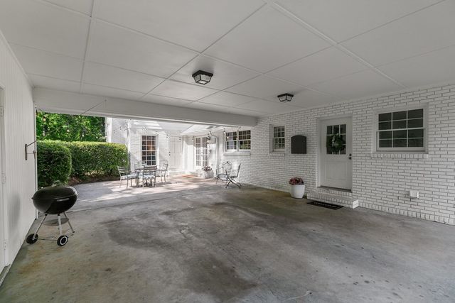 103 Spring Valley Court, Dothan, AL 36303