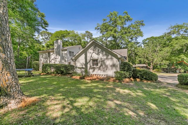 103 Spring Valley Court, Dothan, AL 36303