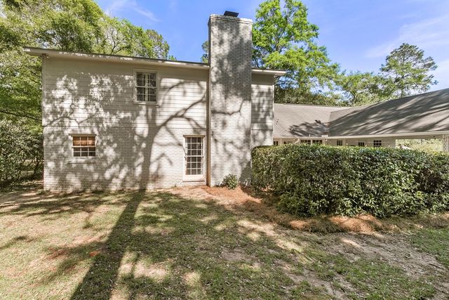 103 Spring Valley Court, Dothan, AL 36303