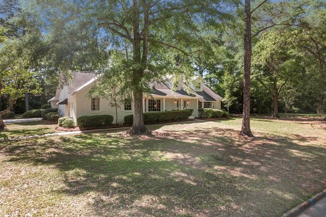 103 Spring Valley Court, Dothan, AL 36303