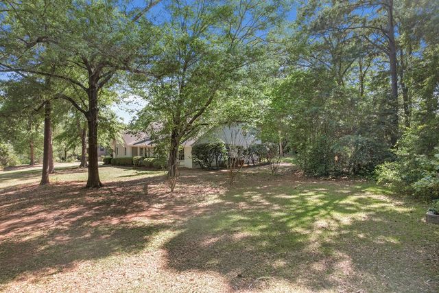 103 Spring Valley Court, Dothan, AL 36303