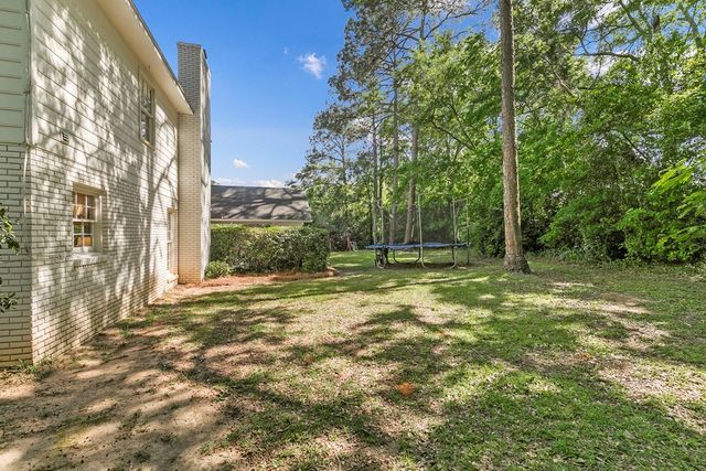 103 Spring Valley Court, Dothan, AL 36303