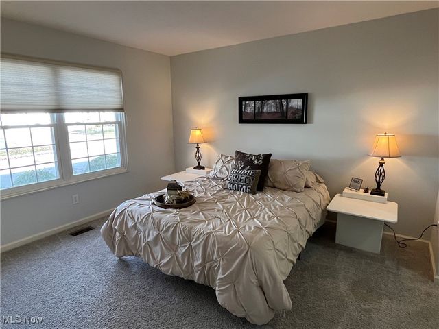 3510 E Prescott Circle, Cuyahoga Falls, OH 44223