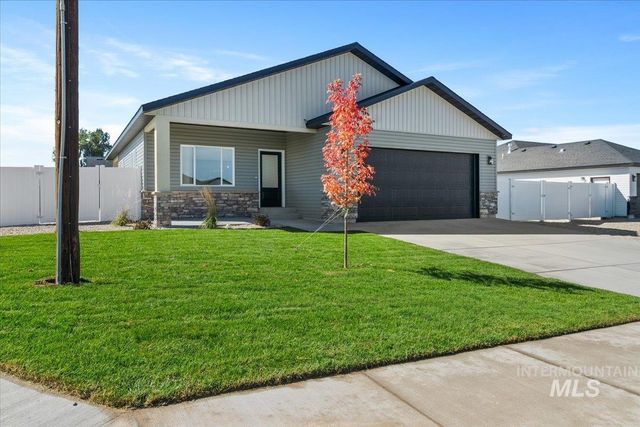 1011 23rd Ave E, Jerome, ID 83338