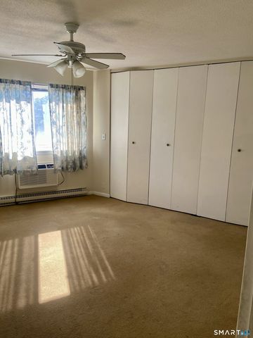 1700 Broadbridge Avenue B48, Stratford, CT 06614
