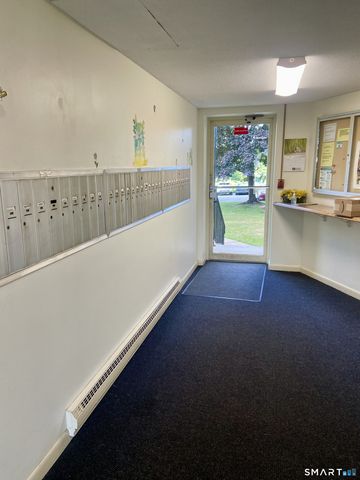 1700 Broadbridge Avenue B48, Stratford, CT 06614