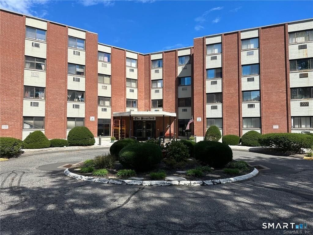 1700 Broadbridge Avenue B48, Stratford, CT 06614