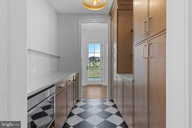 302 OLD KINGFISHER LN, Malvern, PA 19355