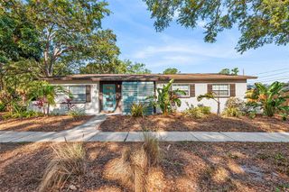 810 22ND STREET N, St Petersburg, FL 33713